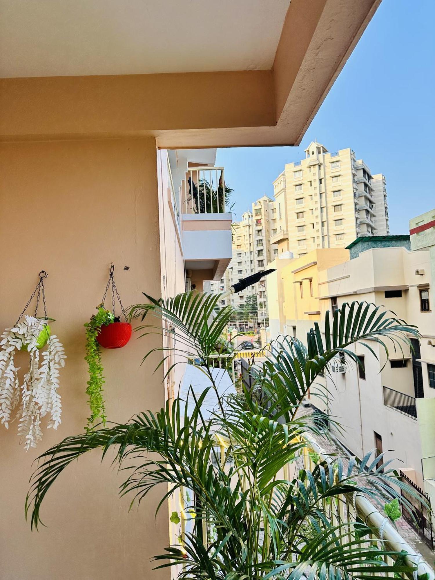 Zoomstay - 3Bhk Apartments Varanasi Exterior photo